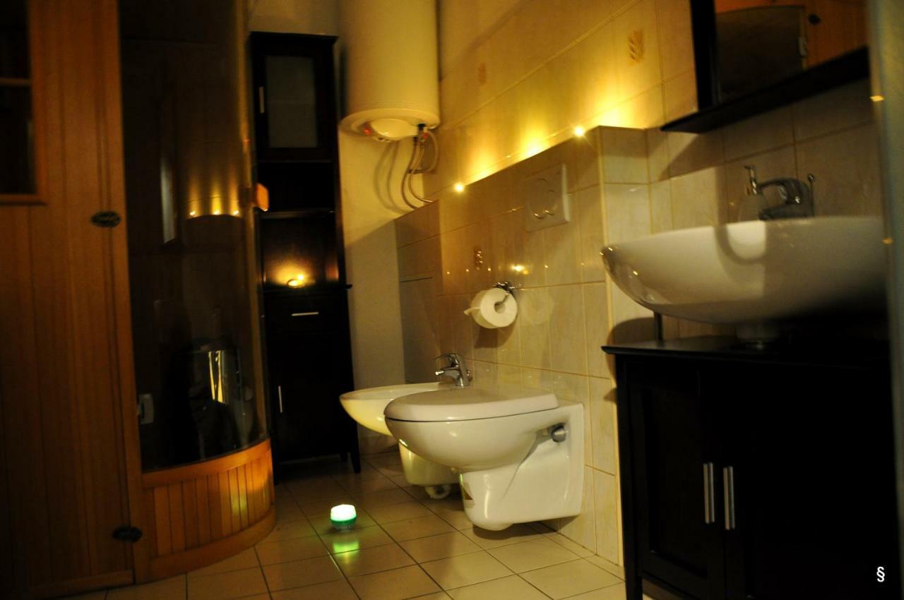 Dolenci Apartments Mali Raj מראה חיצוני תמונה