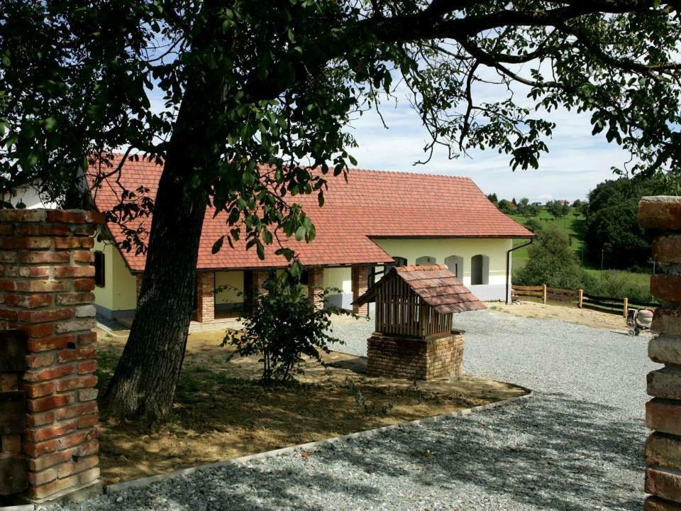 Dolenci Apartments Mali Raj מראה חיצוני תמונה
